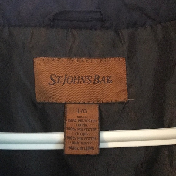 NWOT UNISEX PUFFER JACKET! - Picture 6 of 6